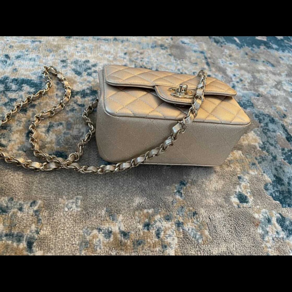 Chanel 21p square mini GOLD BNIB . It comes full - Picture 5 of 5
